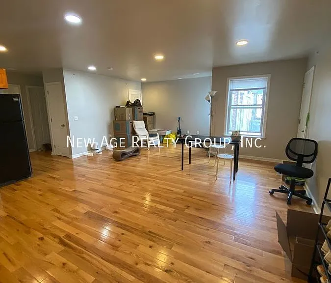 423 N 40th St #D — Photo 3