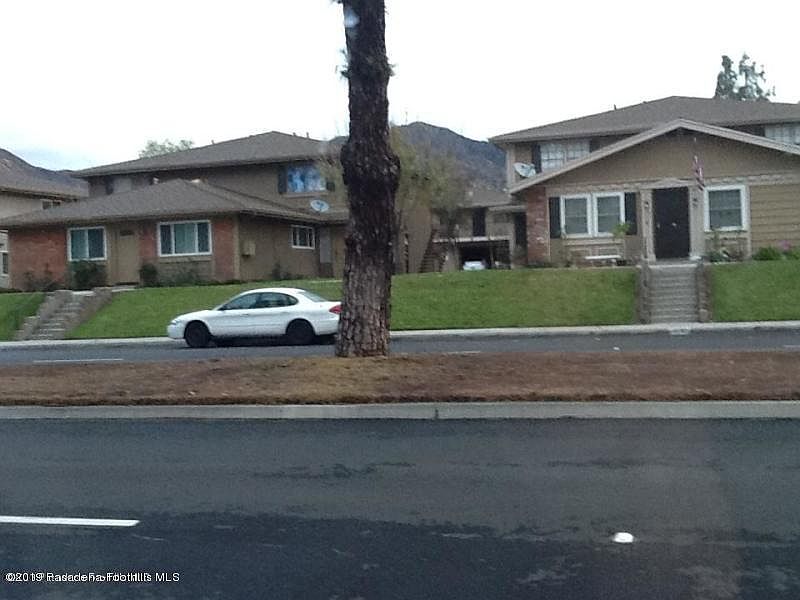 1st image of 1053 W Sierra Madre Ave APT 2