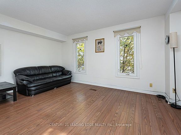5th image of 3 Reidmount Ave #1