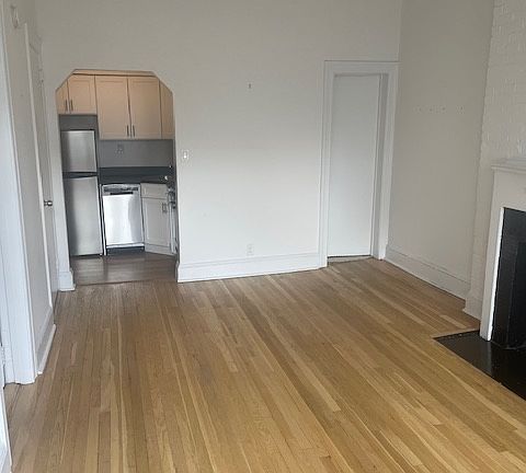4th image of 7 E 93rd St APT 5A