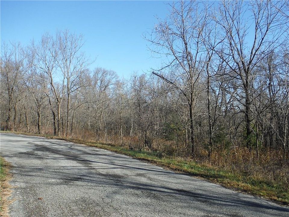 2nd image of Lockhart Dr