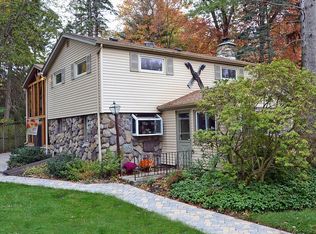 5 Cedar Trl, Kinnelon, NJ 07405