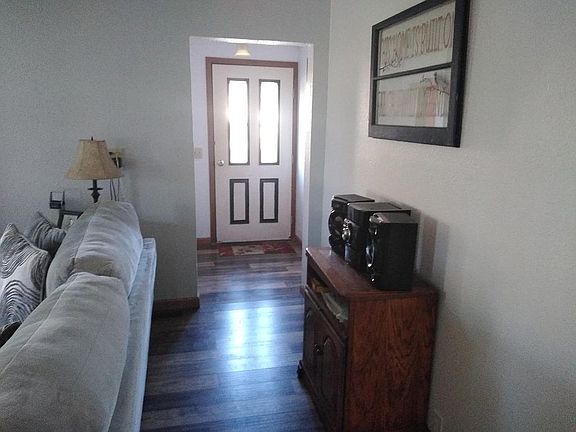 3rd image of 221 S Gershwin St