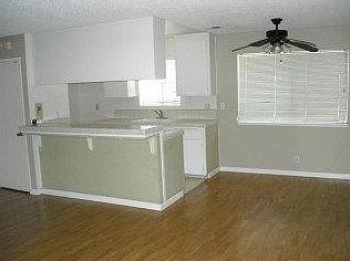 5th image of 1339 Shawn Dr Unit 4