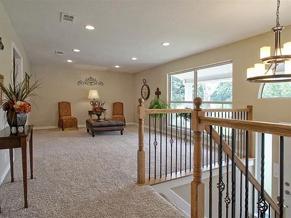 4th image of 903 Lakeview Dr