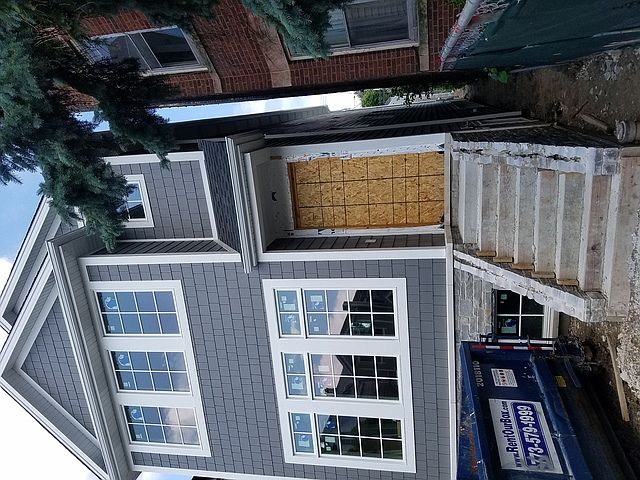 1st image of 4149 N Oakley Ave