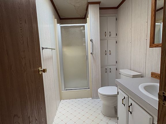 2nd image of 2228 Hillner Ln