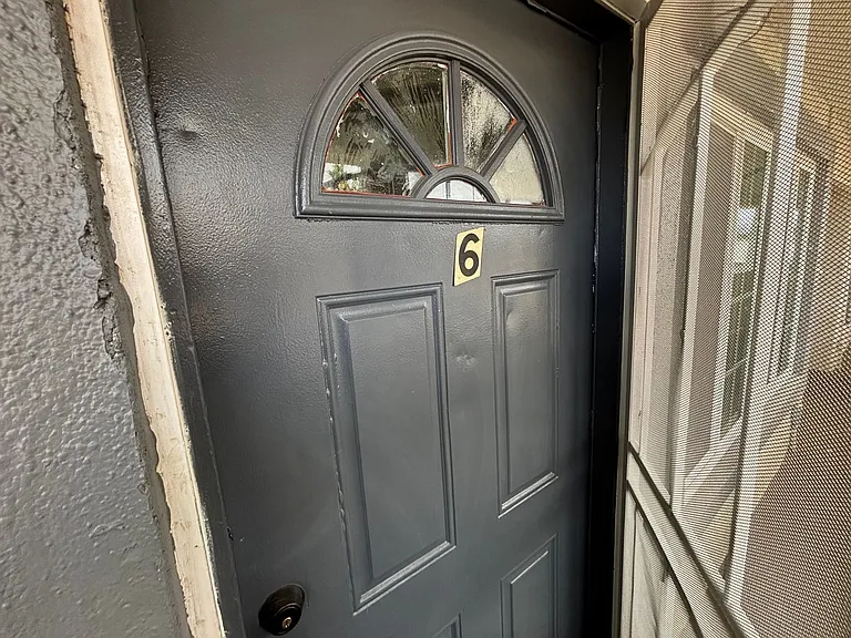 1420 Putnam Ave #6 — Photo 18