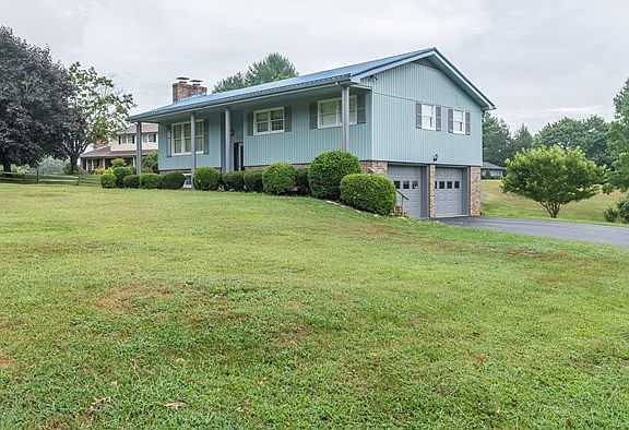 4th image of 20136 McCray Dr