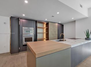 950 Brickell Bay Dr APT 201, Miami, FL 33131