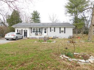 417 Old Highway 31 E, Bethpage, TN 37022