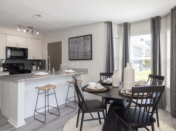 The Garratt Townhomes & Apartments