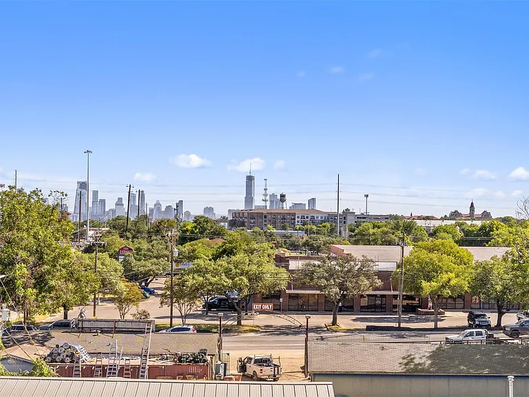 4315 S Congress Ave #428 — Photo 9