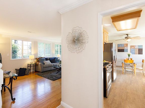 4th image of 2878 New Jersey Ave