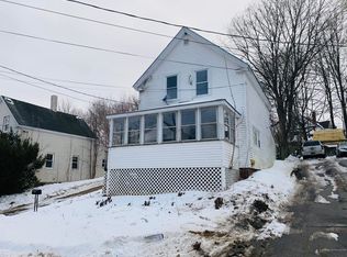 61 Newbury St, Auburn, ME 04210