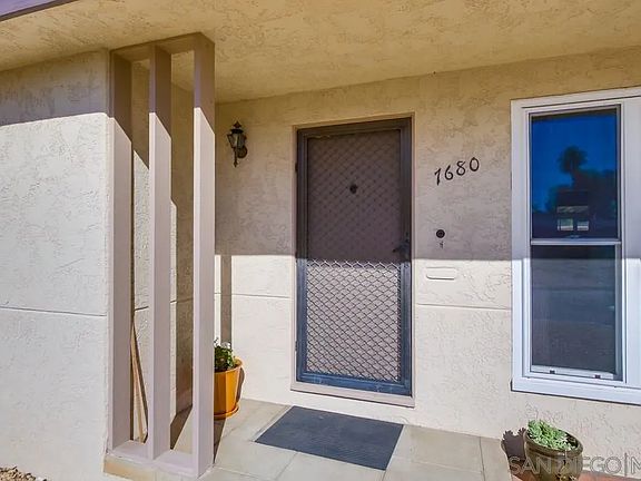 5th image of 7680 Loma Vista Dr