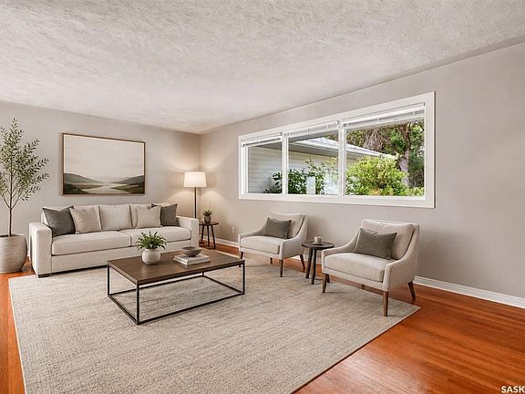 4th image of 53 Darke CRESCENT