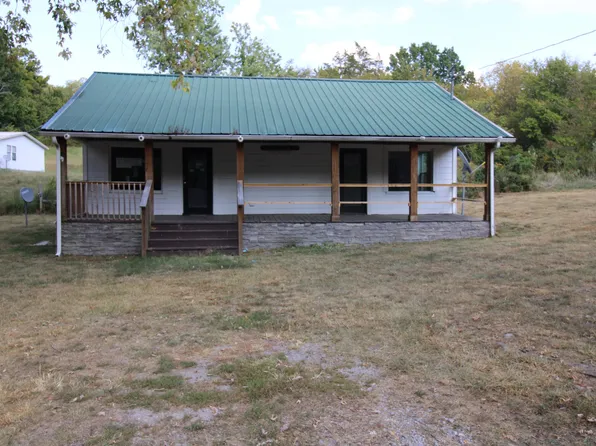 1327 Webb Rd, Lewisburg, TN 37091