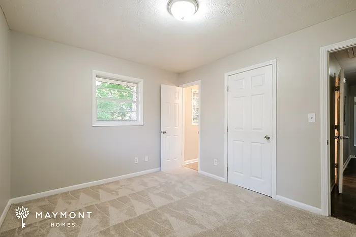 1358 Stoneham Ct — Photo 7