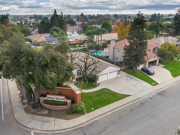 4th image of 1110 Coyote Springs Dr