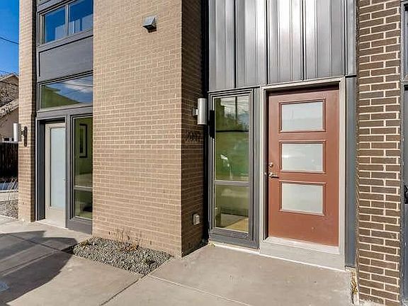 3rd image of 2047 N York St