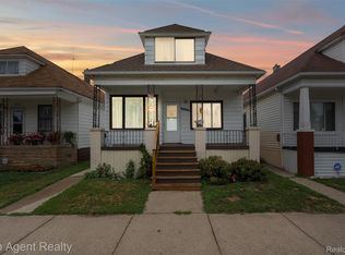 5059 Harold St, Hamtramck, MI 48212