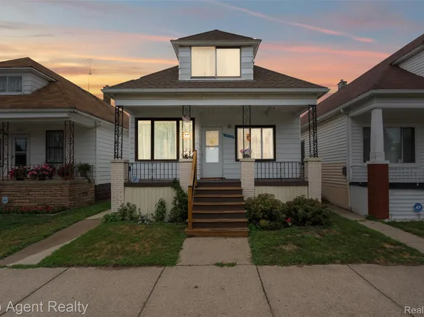 5059 Harold St, Hamtramck, MI 48212
