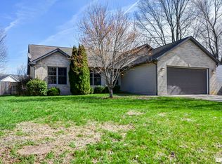 400 N Park St, Rochester, IL 62563