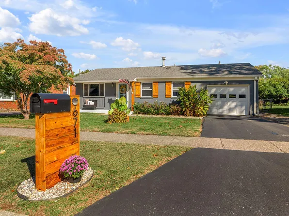 671 Halifax Dr, Lexington, KY 40503