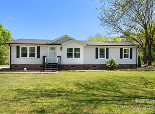 8426 Smith Rd, Stanfield, NC 28163