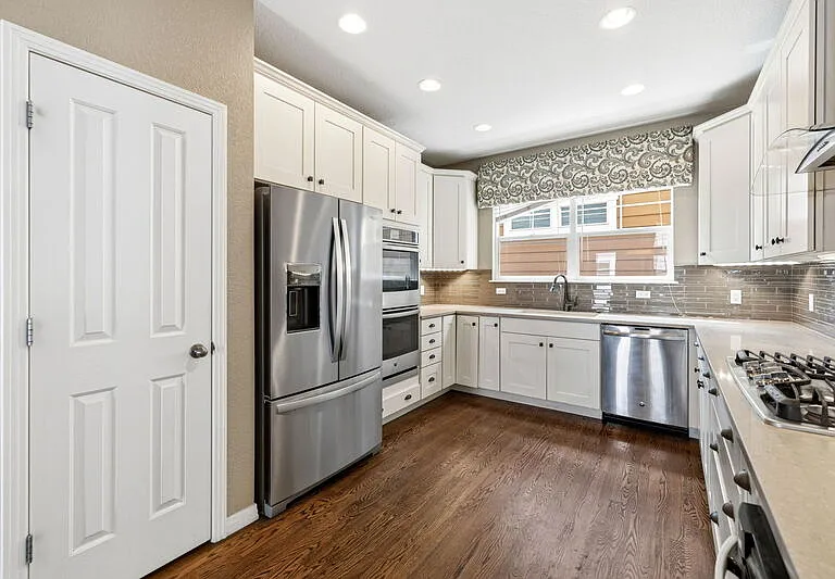 14141 Fairwind Ln — Photo 11