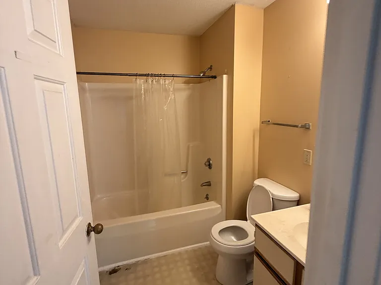3 Salem Pl #1 — Photo 8