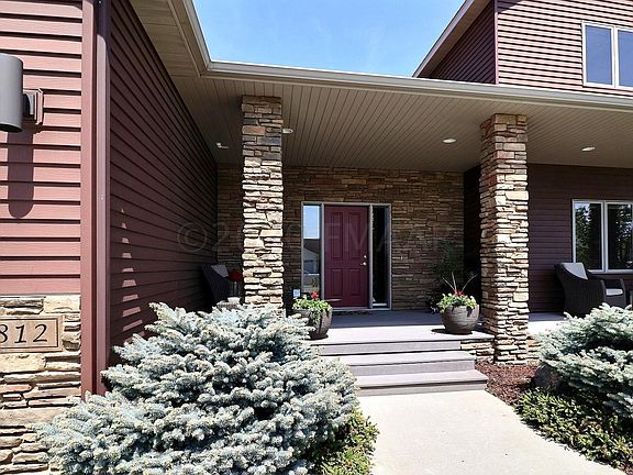 4th image of 812 Morningside Dr