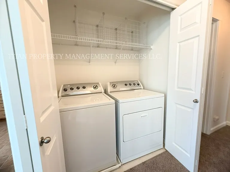 10871 SW Canterbury Ln #204 — Photo 4