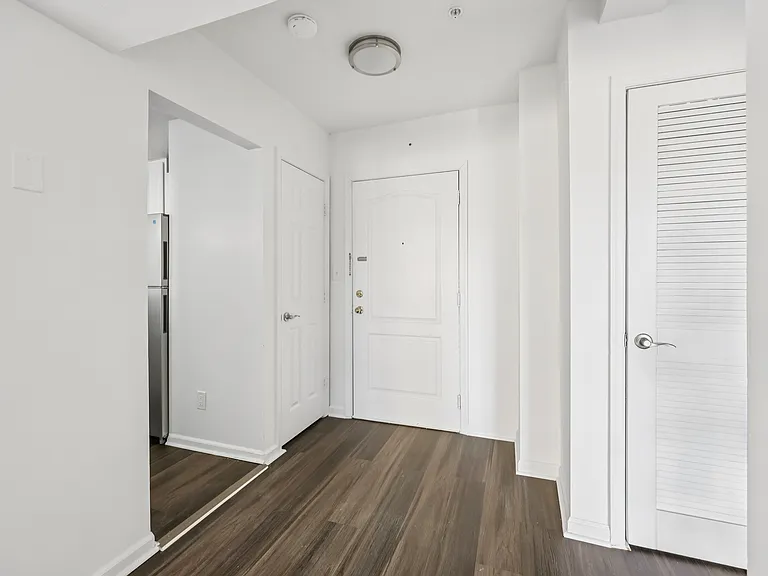 394 S Harrison St. — Photo 3