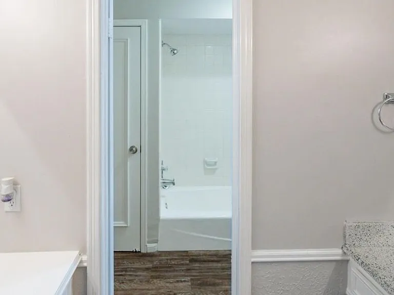 15807 Ripplewind Ln — Photo 25