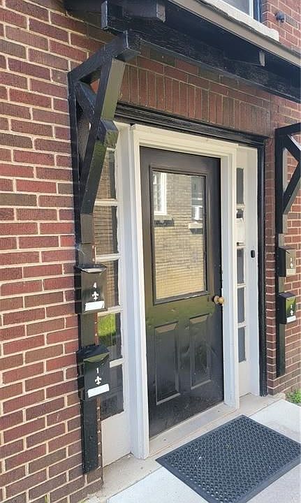 1st image of 418 Skillen St #4