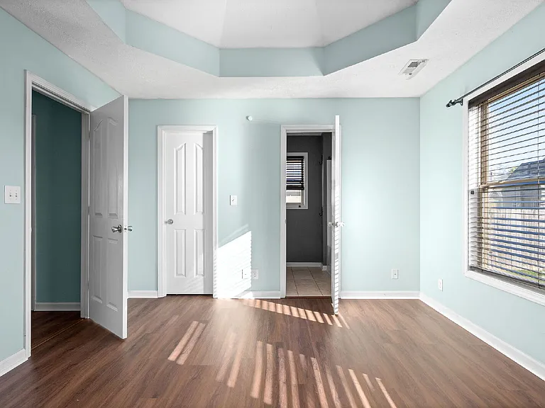 3565 Southwood Dr — Photo 20
