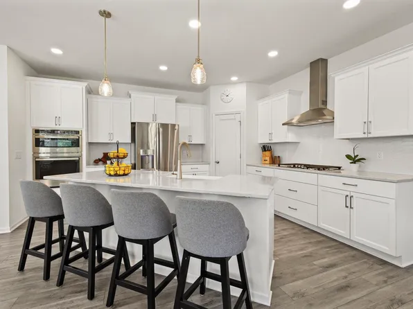 514 Fundamental Way, Cottage Grove, WI 53527
