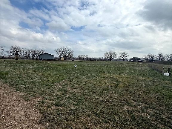 3rd image of Nhn Boxcar Rd
