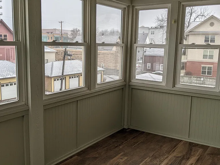 315 W Doty St #2 — Photo 8