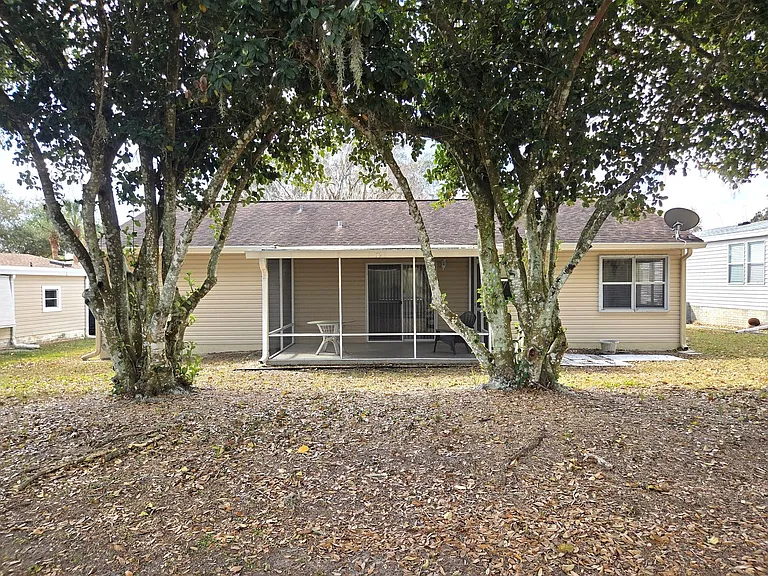739 Heathrow Ave — Photo 23