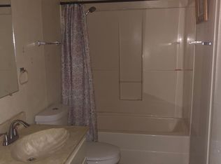 328 N Howeth St, Gainesville, TX 76240