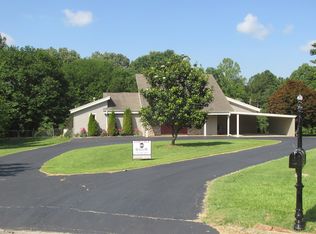 704 Tem St, Bolivar, TN 38008