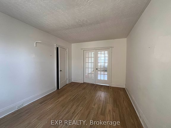 5th image of 102 Greensides Ave #6