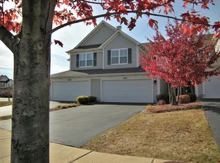 462 Horizon Dr #A1, Bartlett, IL 60103