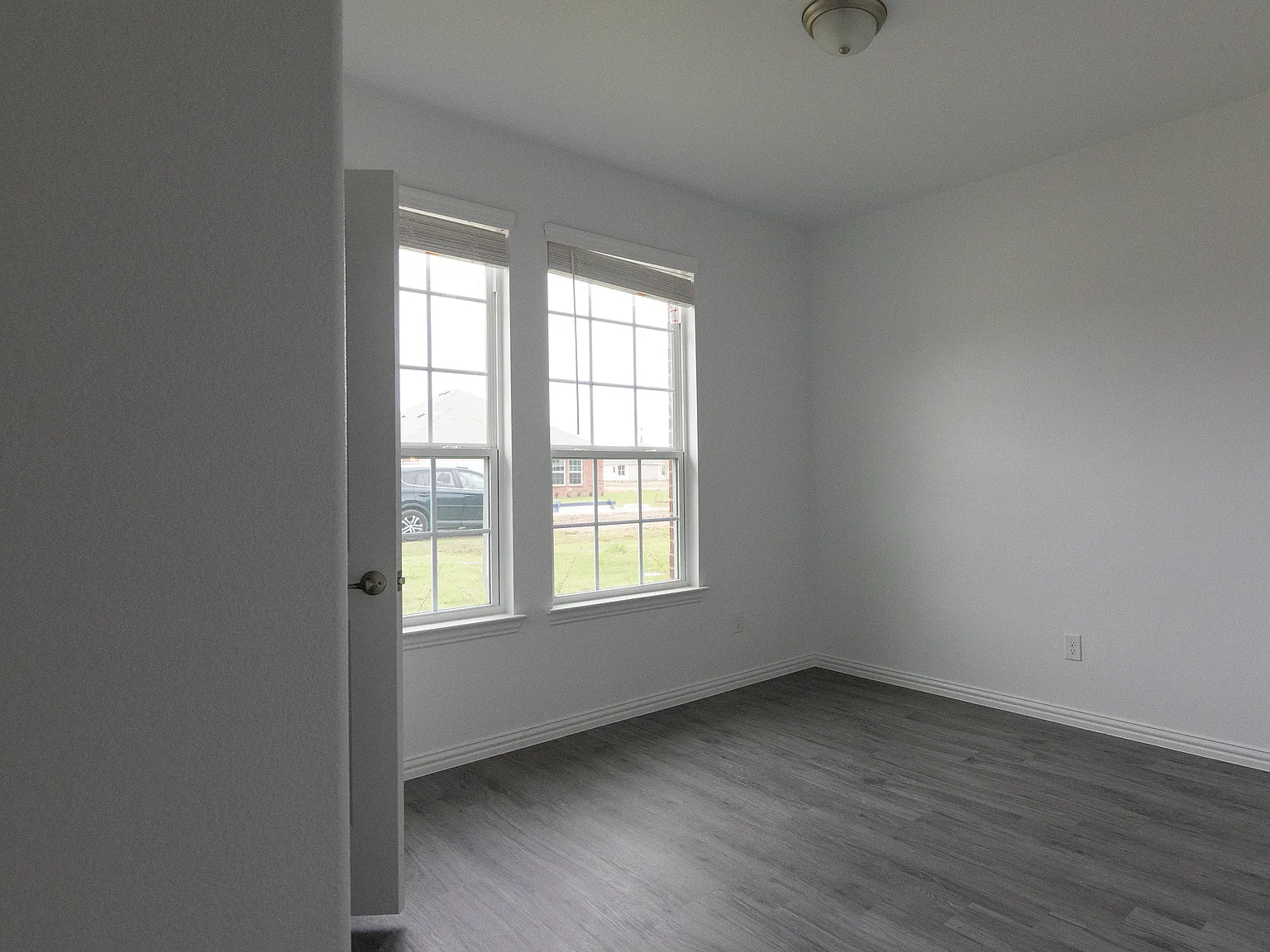 629 Spring Rain Rd — Photo 2