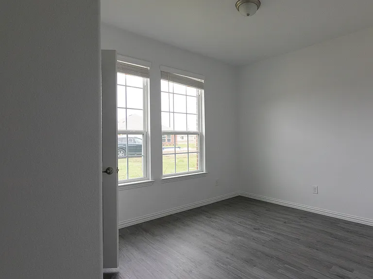 629 Spring Rain Rd — Photo 2