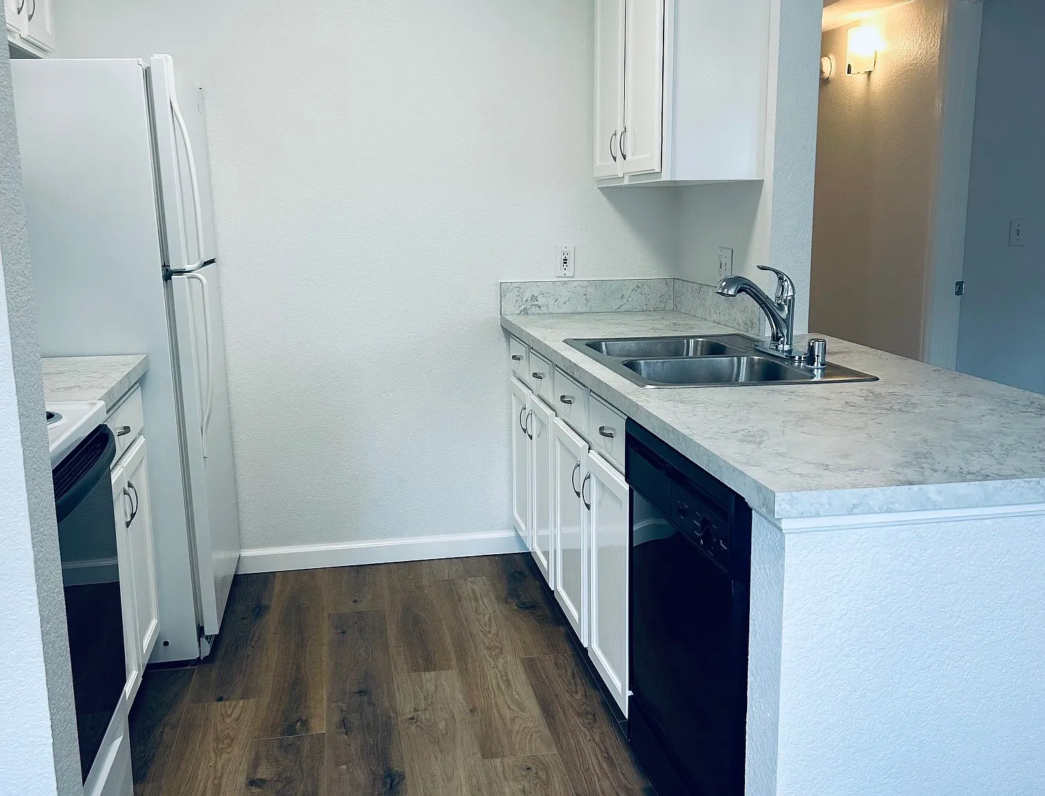 2 bed, 991 sqft, $2,800 — Photo 4