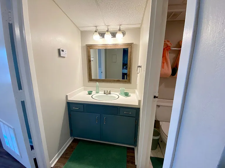 110 Broward St — Photo 16